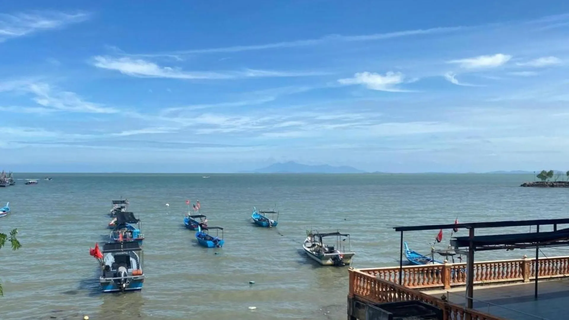 Capital O 91094 Hotel & Chalet Sportfishing Batu Feringgi